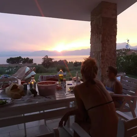 Lovely Elena - Garda Hotel