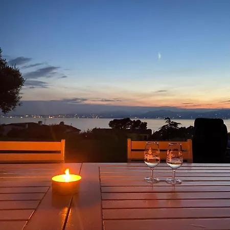 Lovely Elena - Garda *