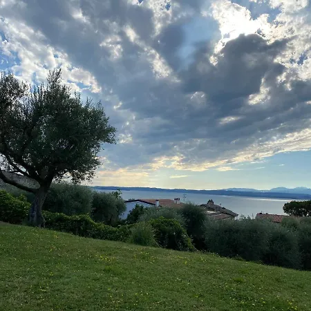 Lovely Elena - Garda Bardolino