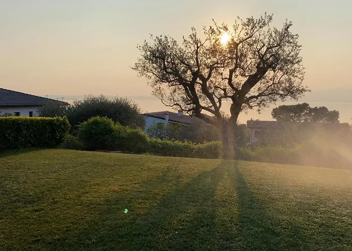 Lovely Elena - Garda Hotel Bardolino