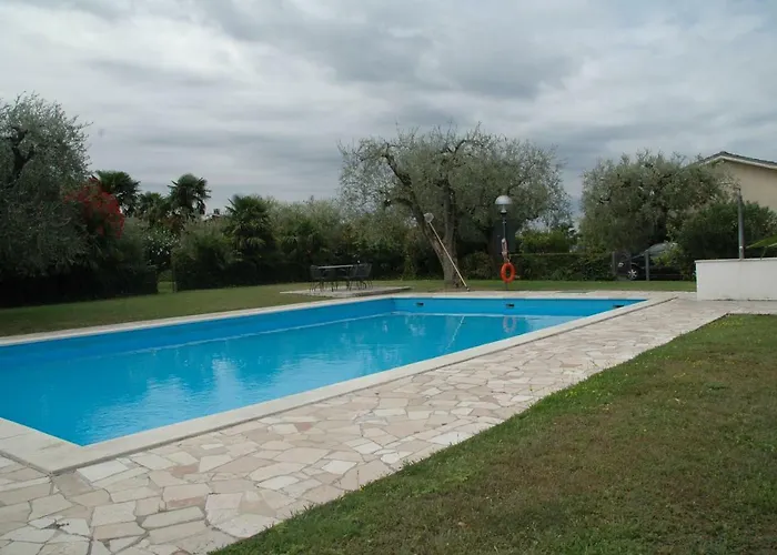 Lovely Elena - Garda Bardolino