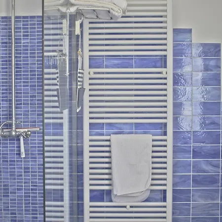 Lovely Elena - Garda Bardolino