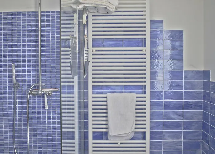 Lovely Elena - Garda Bardolino