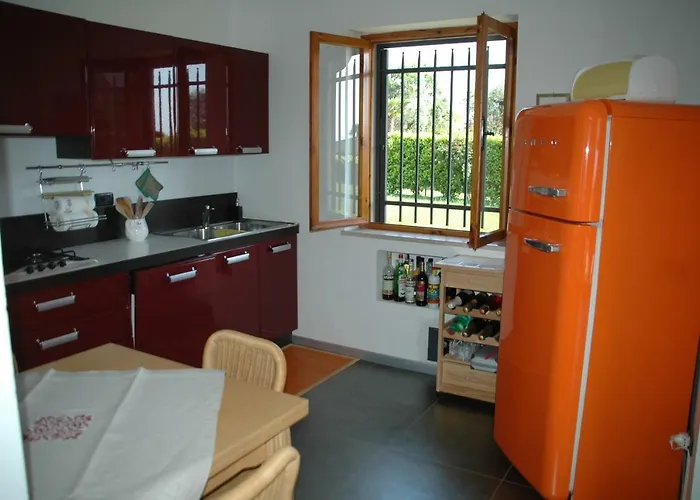 Lovely Elena - Garda Otel 3*